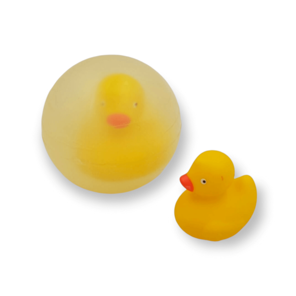 Soap with built-in duckling toy (Yellow)